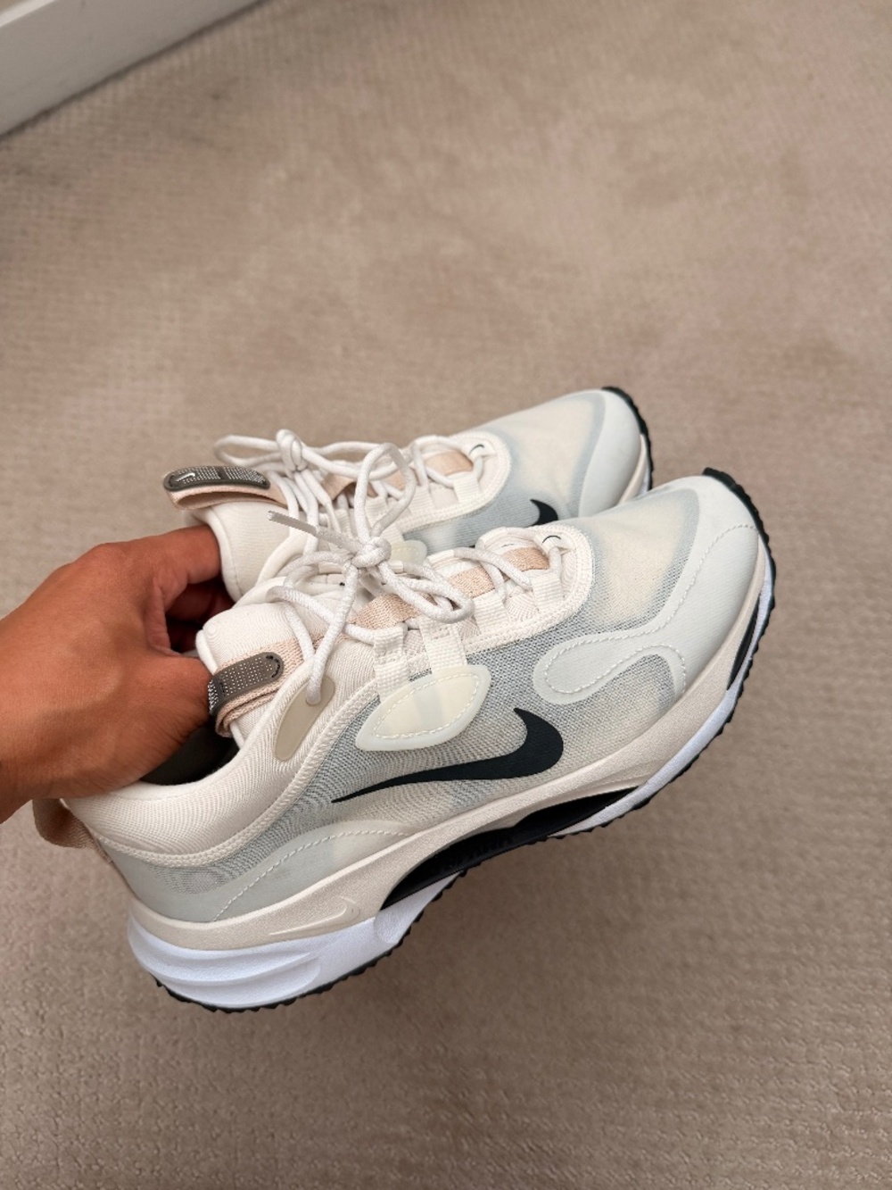 Nike women’s sneakers size 8